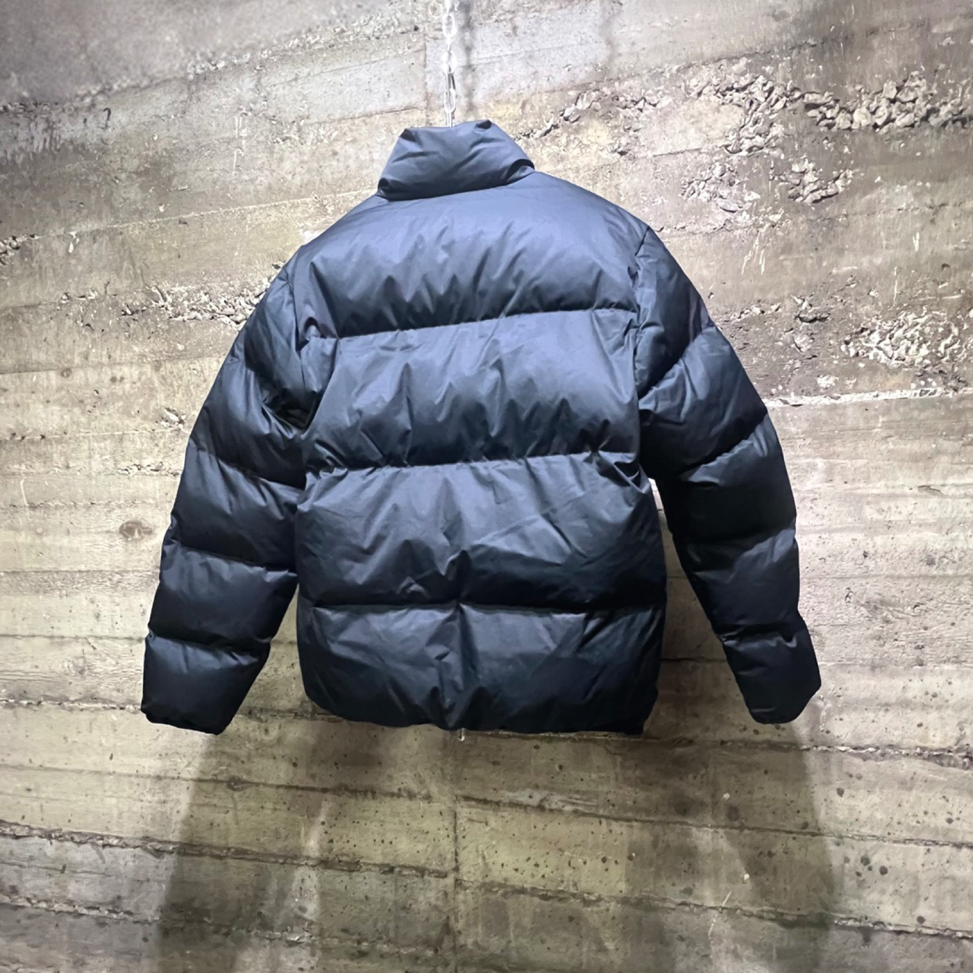 FB7368-010 Nike Sportswear Club Puffer Jacket Black/White