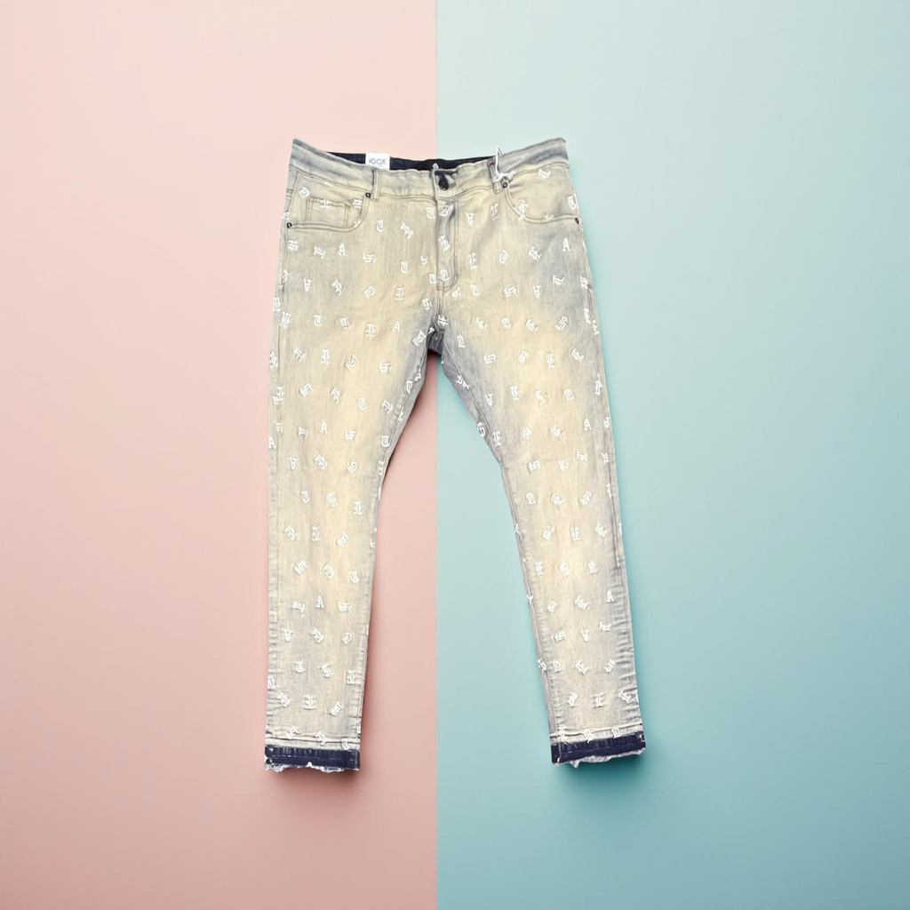 3578P Focus all over Letters Jeans Beige