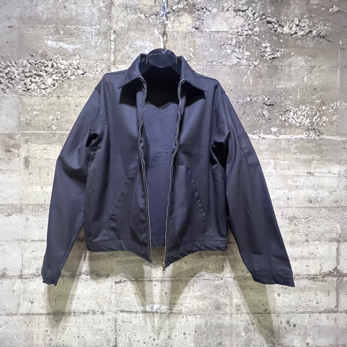 1of1 Dame-de-Grâce Classic Legacy Lightweight Cropped Fit Zipper Jacket Black