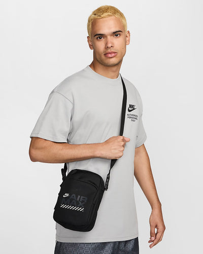 HF6967-010 Nike Heritage Crossbody Bag (4L) Black