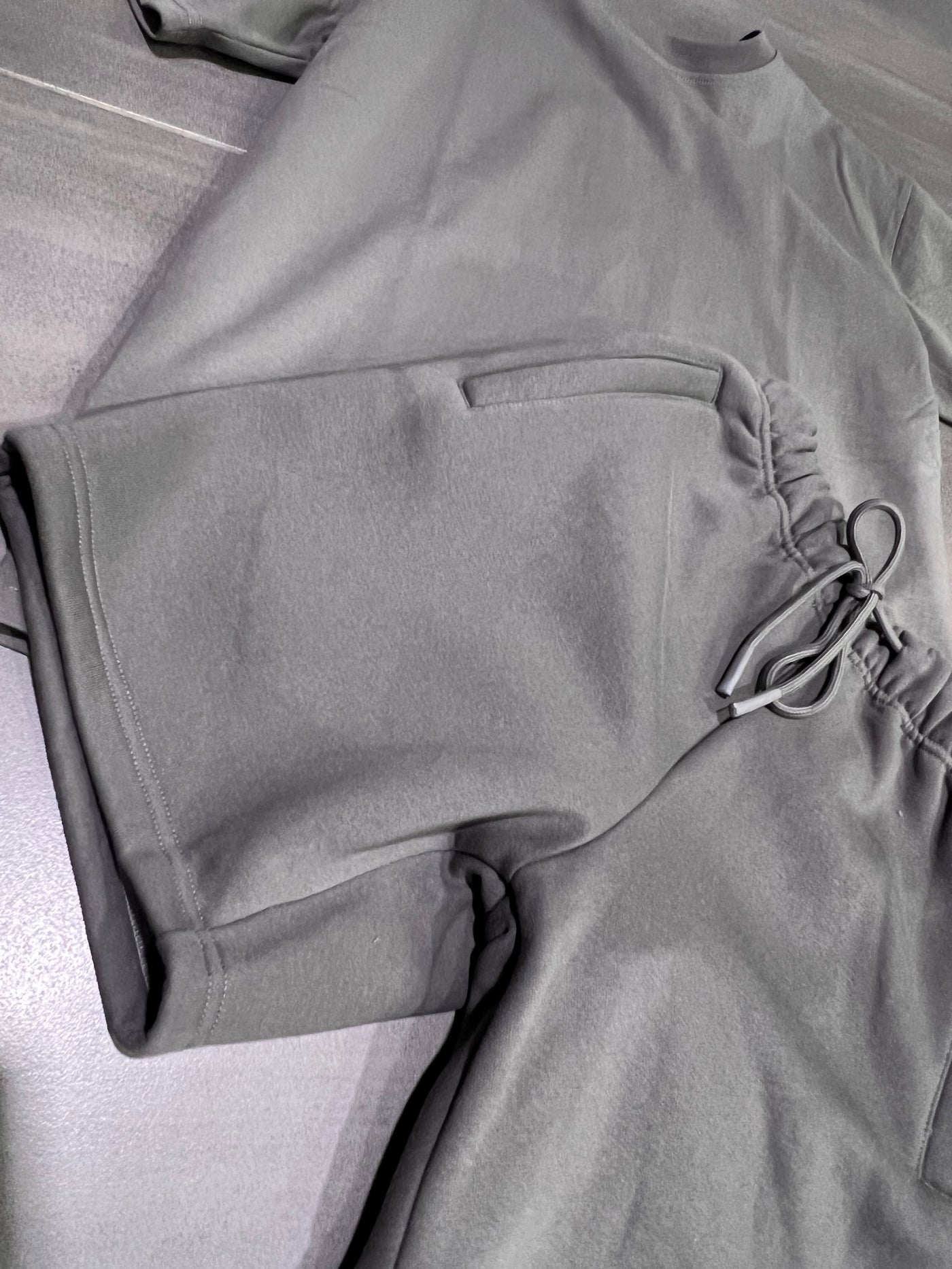 MT52/MS52 Riflessi Dark Grey Box T-Shirt + Shorts Set