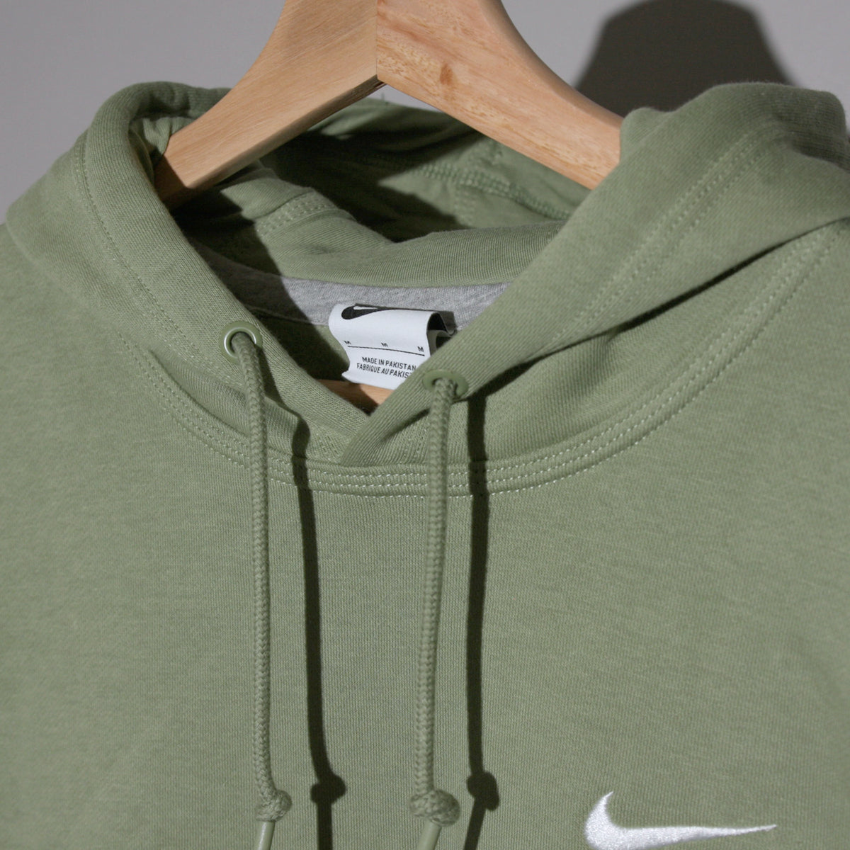 611457-386 Nike Sportswear Club Fleece Pullover Hoodie Oil Green