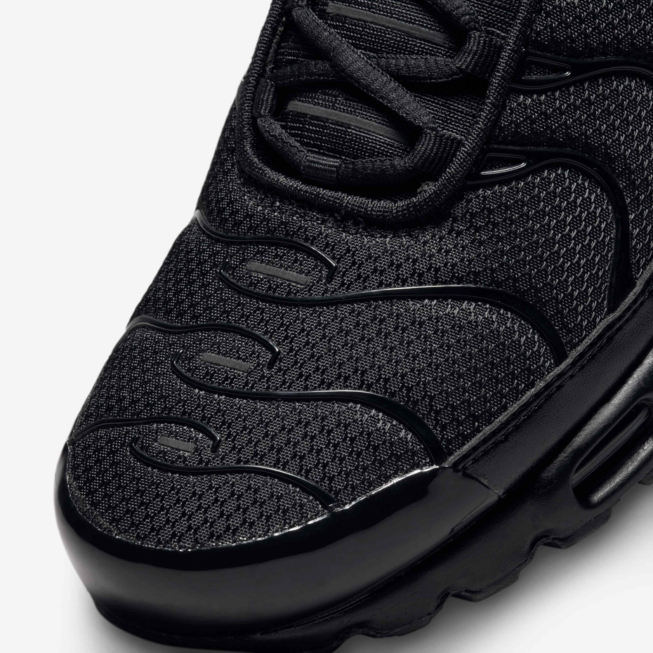 604133-050 Nike Air Max Plus Triple Black Men's
