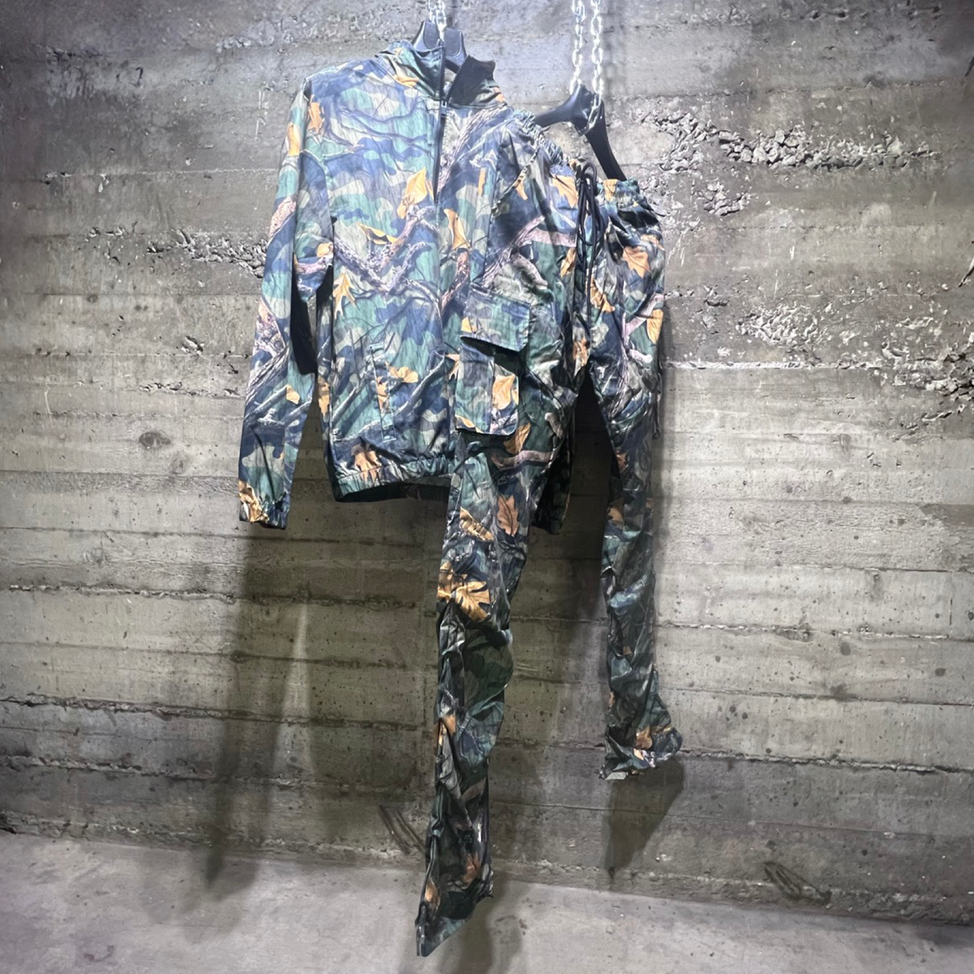 152-539/439 Rebel Minds Hunting Camo Zipper Hoodie Anorak Stacked Cargo Pants Set