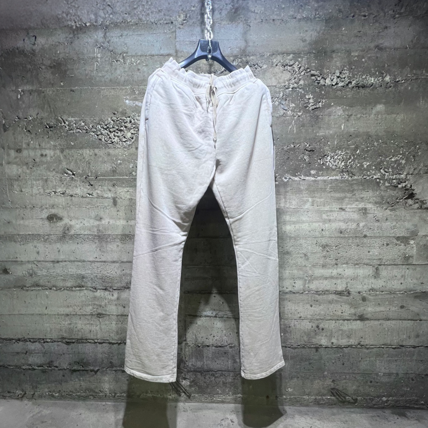 RMFS002 Armor Jeans Stacked Fit Jogger Pants (Humus)