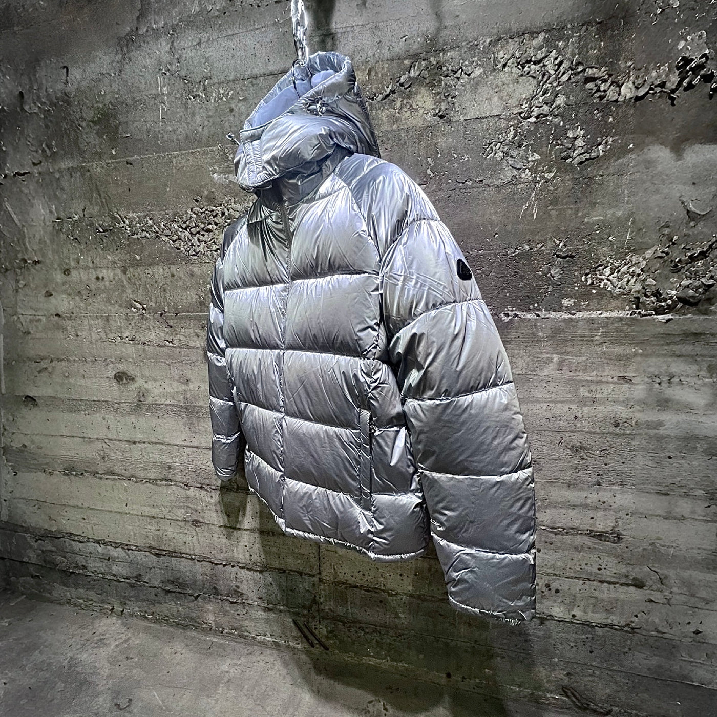 SP-1800SV Spire By Galaxy Brilhante Waterproof Jacket Silver