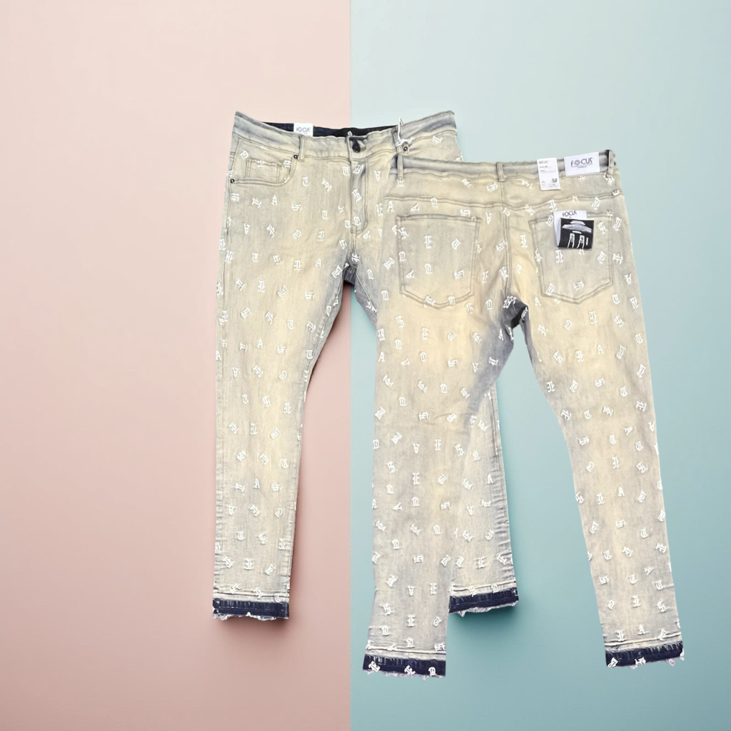 3578P Focus all over Letters Jeans Beige