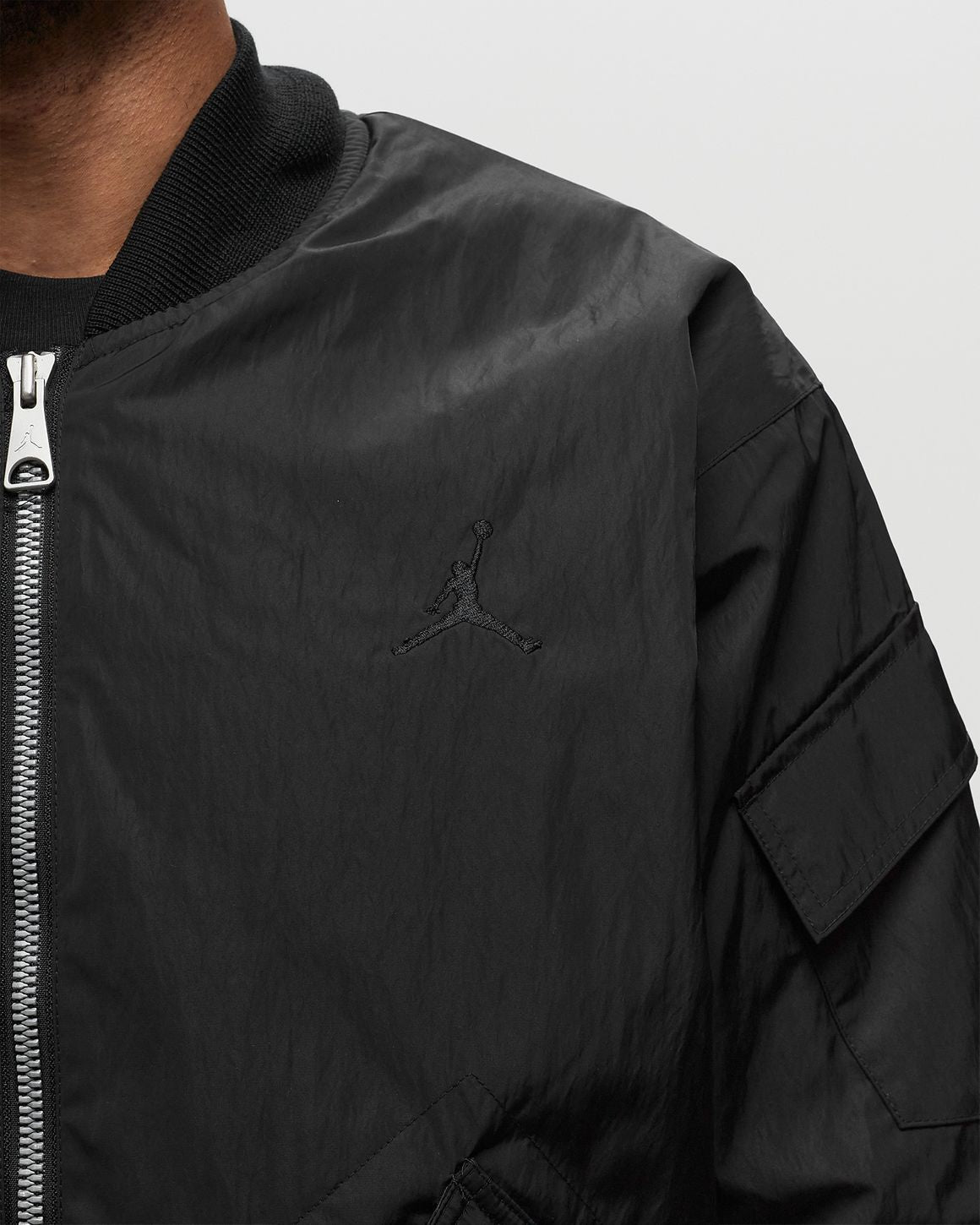 FB7316-010 JORDAN JORDAN ESSENTIALS RENEGADE JACKET