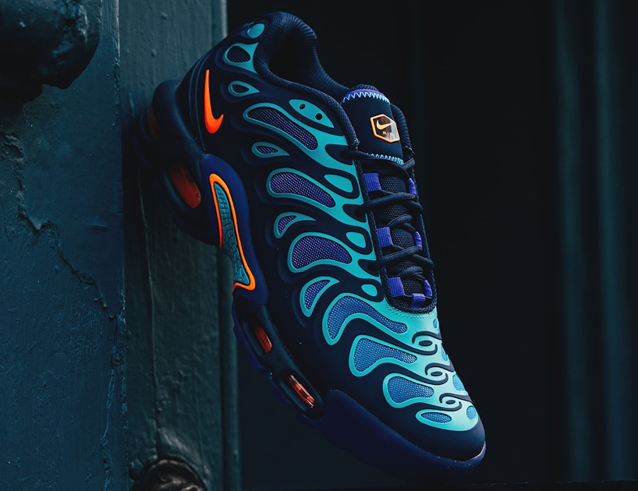 FD4290-400 Nike Air Max Plus Drift Midnight Navy Total Orange (M)