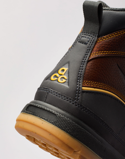 525393-770 Nike ACG Woodside Dark Gold Leaf Men's