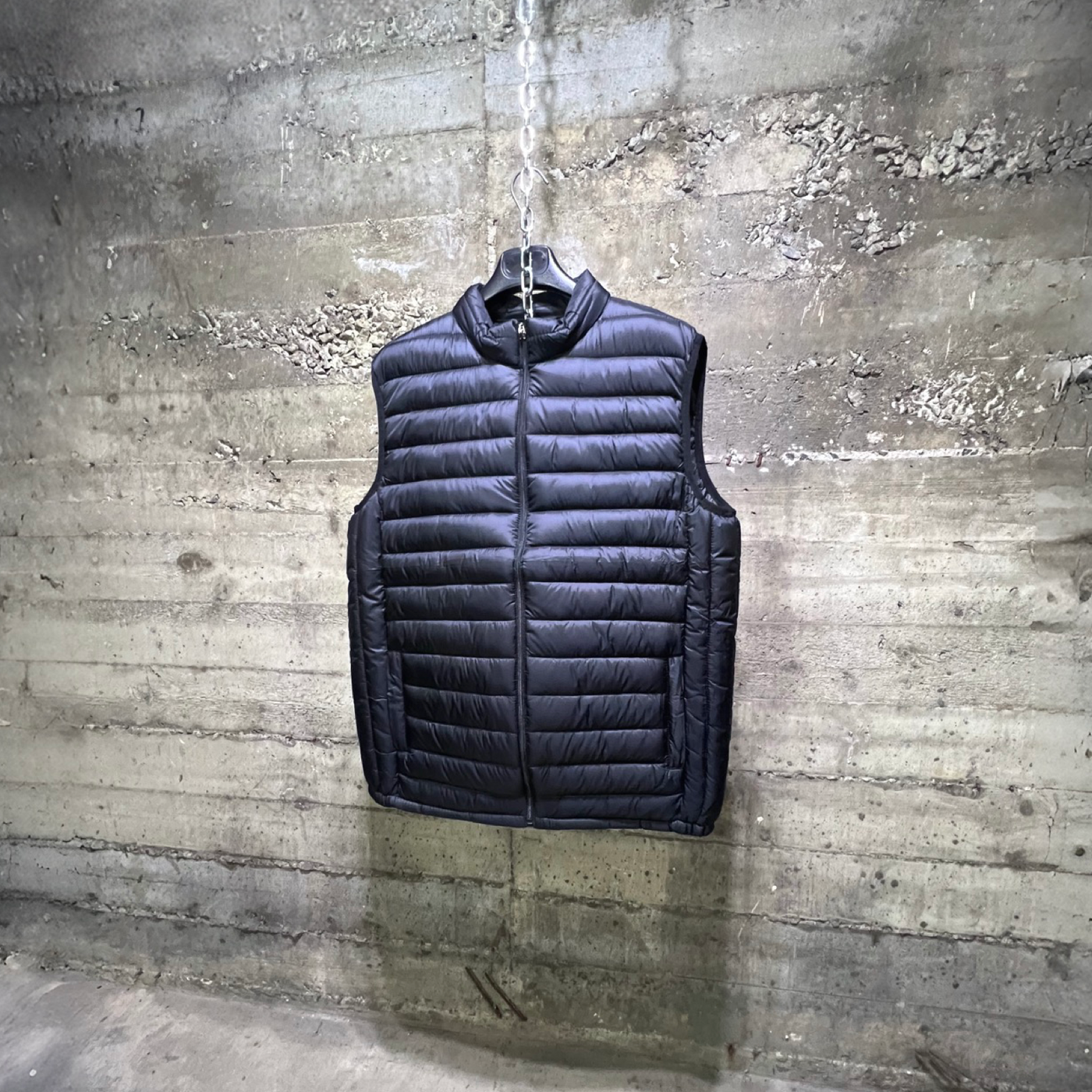 CM158 GK Collection Down Puffer  Sleeveless Winter Vest Jacket Black