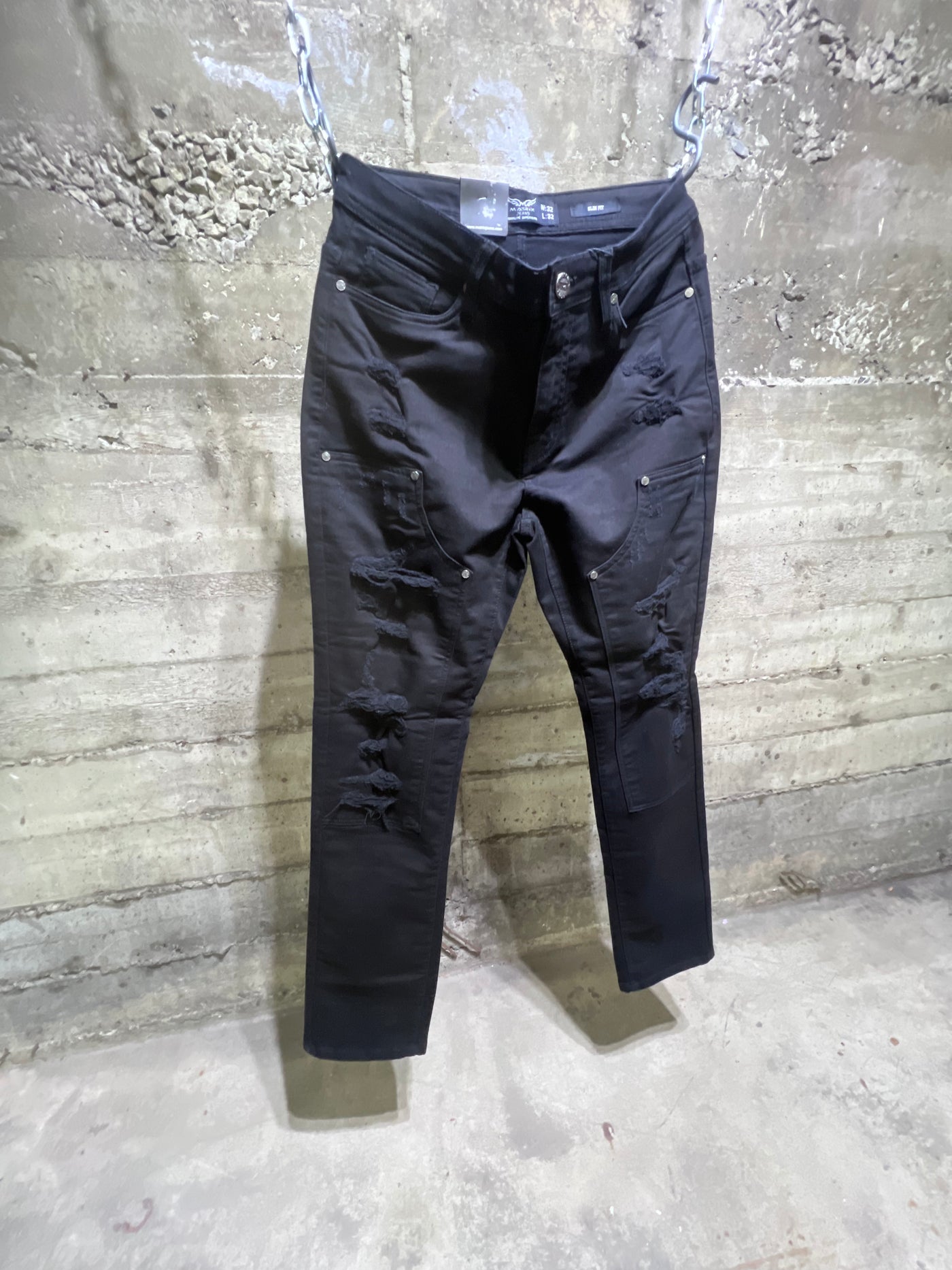 372 Matrix Vapor Rise Black Slim Straight Jeans