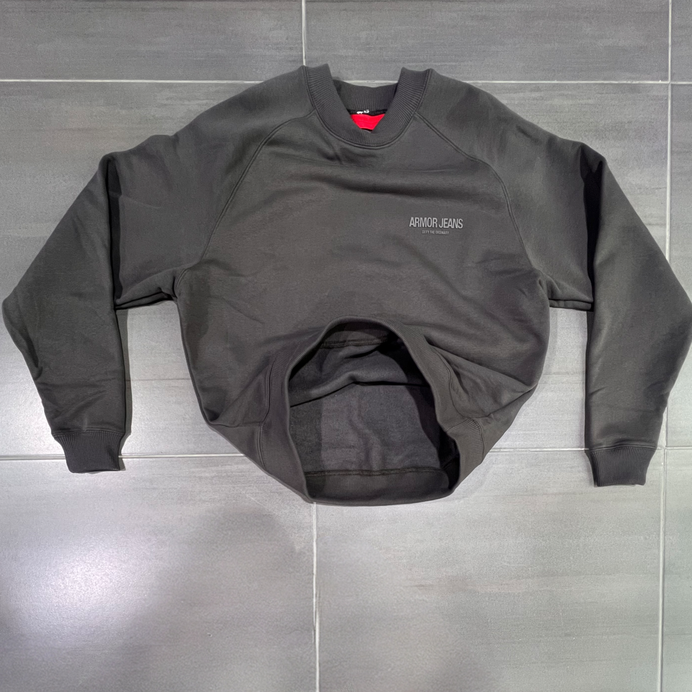 AR1002H-1 ARMOR SIGNATURE SWEATSHIRT (Dark Brown)