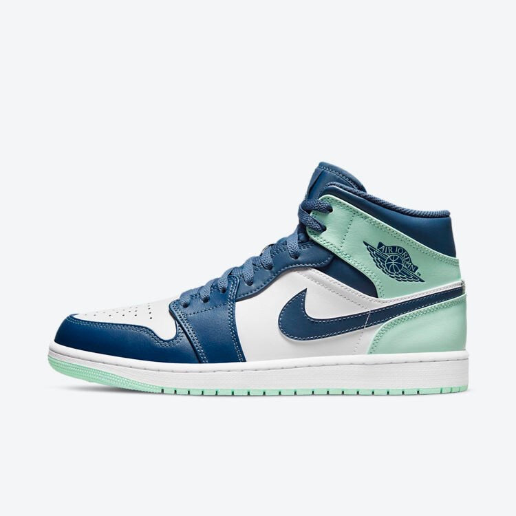 554724-413 Air Jordan 1 Mid “Blue Mint”