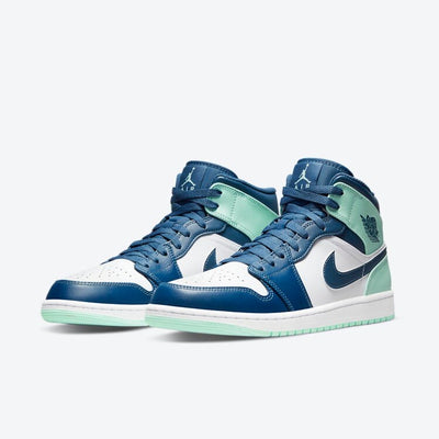 554724-413 Air Jordan 1 Mid “Blue Mint”